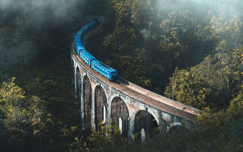 scenic train journeys in Sri Lanka Island Treks
