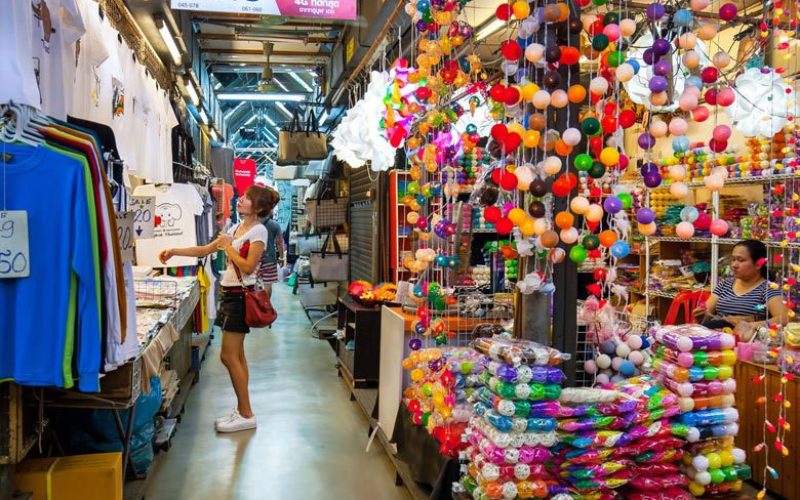 Visit Malé Maldives Island Treks local market experience